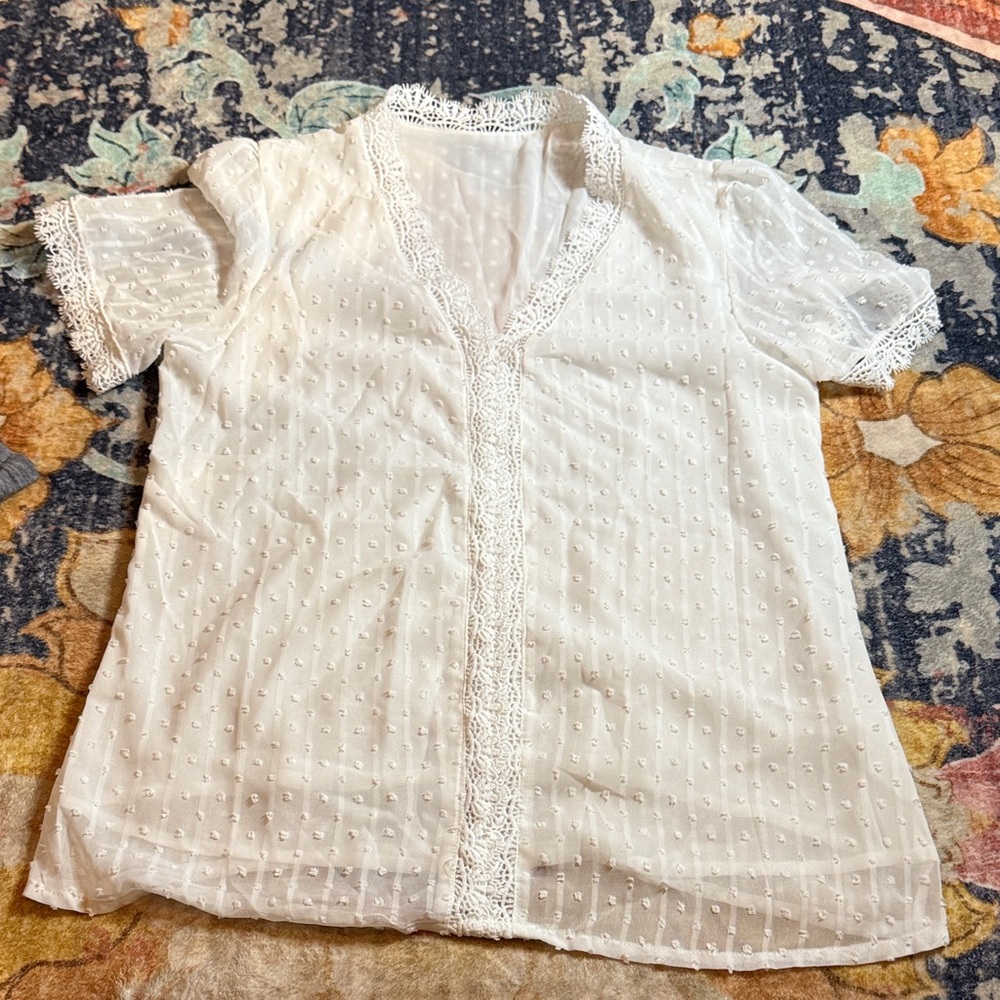 Chic White Lace Detail Blouse
